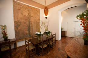 Отель AD2015 Guest House  Рим